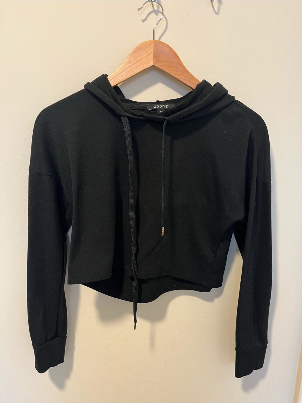 Zobha Black Cropped Lightweight Hoodie
